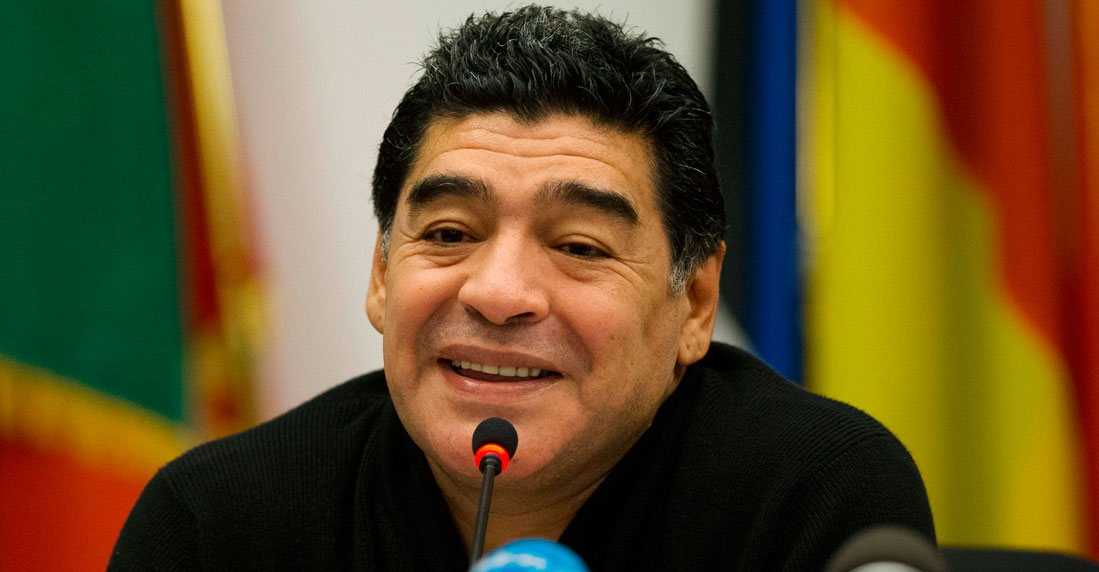 ¿Cobraba más dinero Maradona que el resto de sus compañeros del Sevilla? 