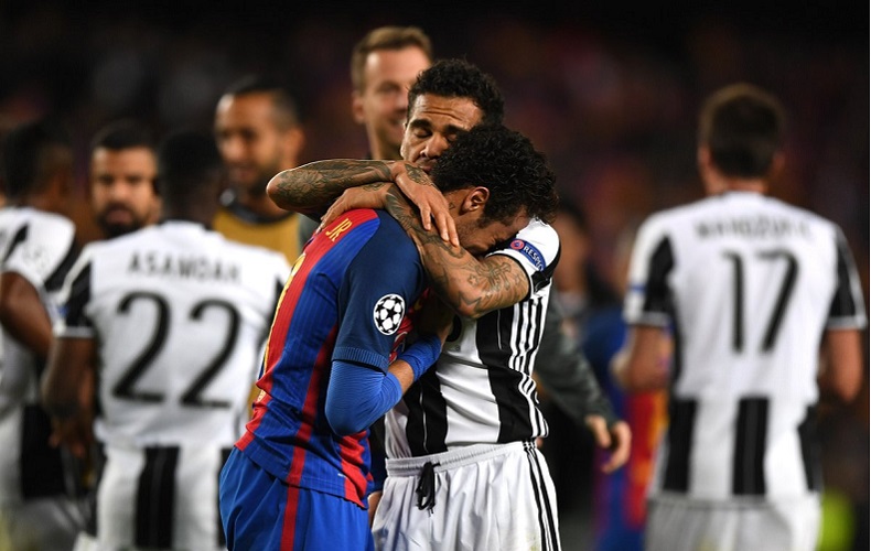 Dani Alves “tocó” a tres jugadores del Barça para que se fueran a la Juventus
