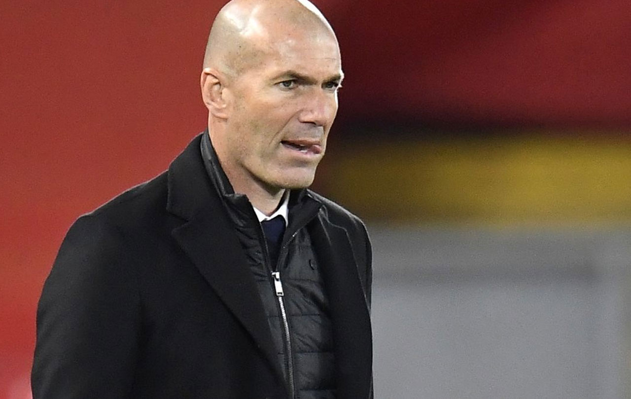 Zidane lidera la lista de los 6 grandes entrenadores que son "agentes libres"