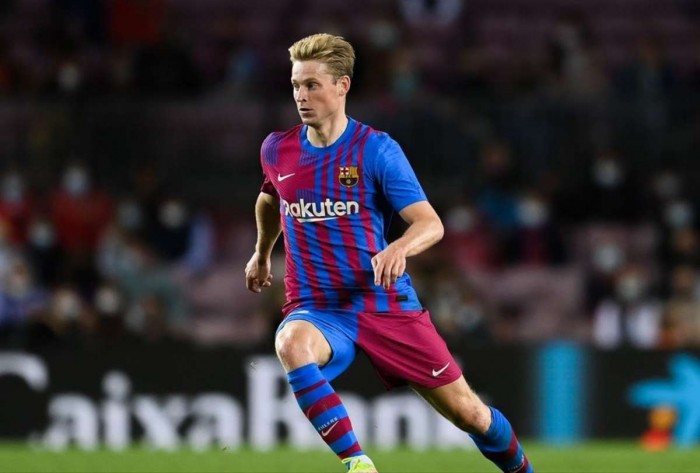 De Jong pondrá la mayor bomba del verano en el Barça: se quiere ir a uno de los equipos prohibidos